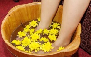 Bán chậu ngâm chân bằng gỗ Pơ mu tại chaugongamchan.net