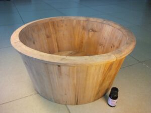 Chậu ngâm chân gỗ Ngọc Am có đặc điểm gì?