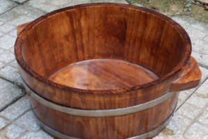 Chậu gỗ ngâm chân tại chaugongamchan.net