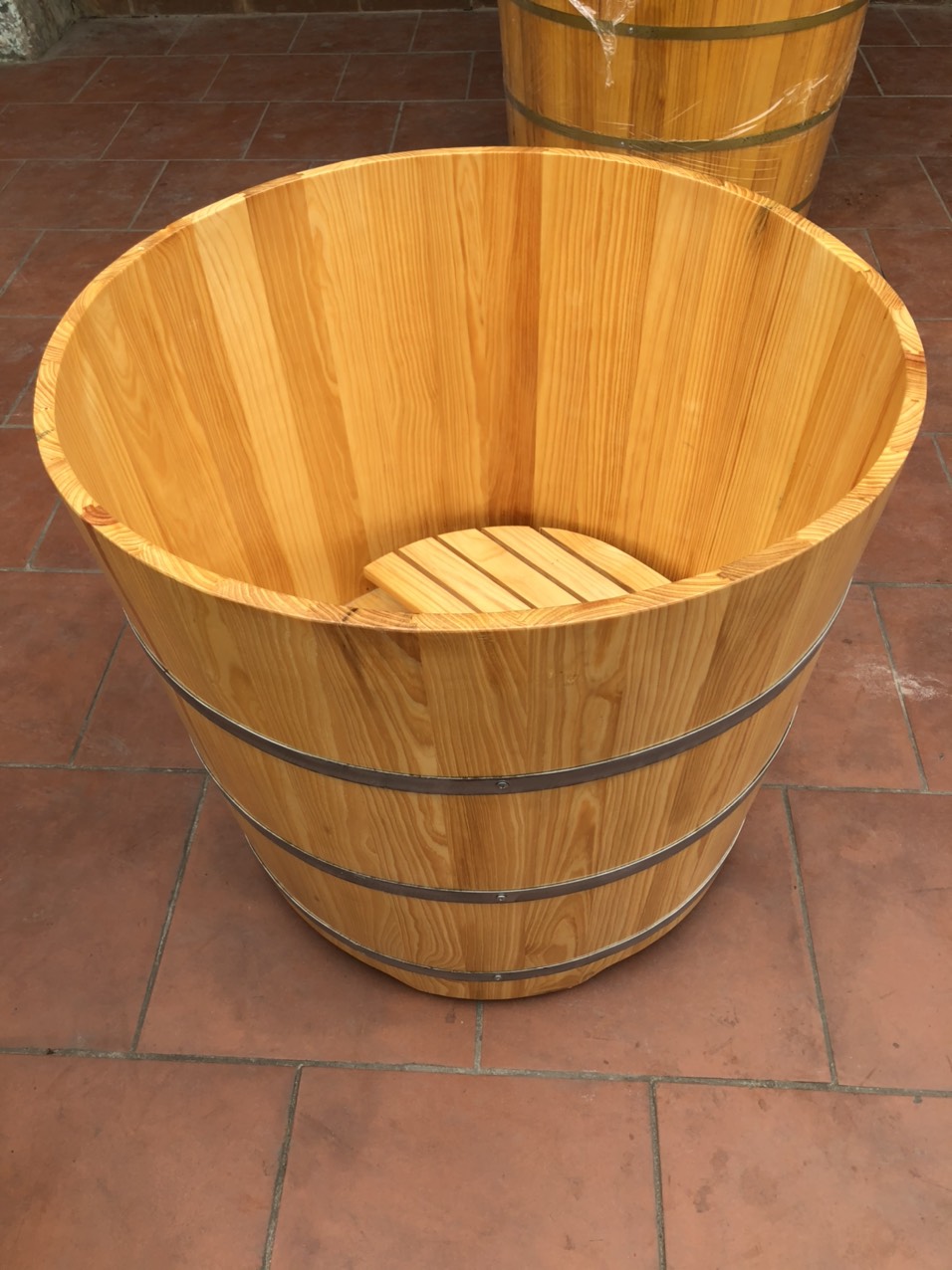 bồn tắm cũ