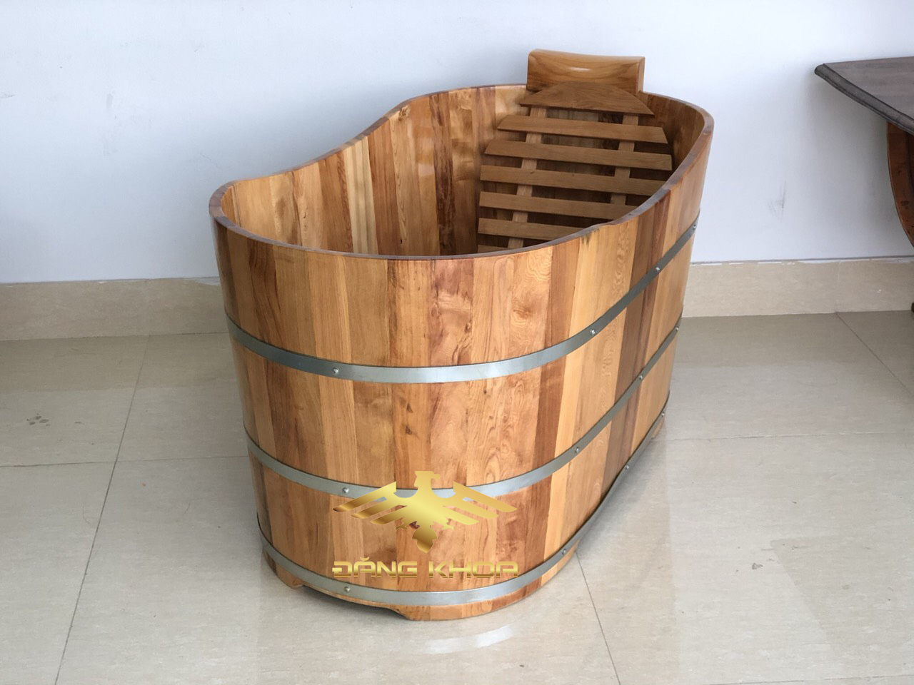 Bồn tắm gỗ pơ mu giá rẻ
