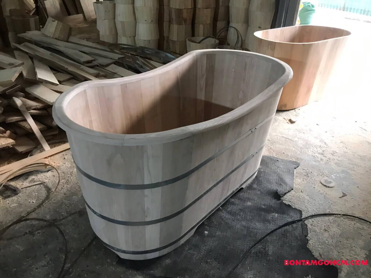bon-tam-go Bán bồn tắm gỗ Pơ Mu