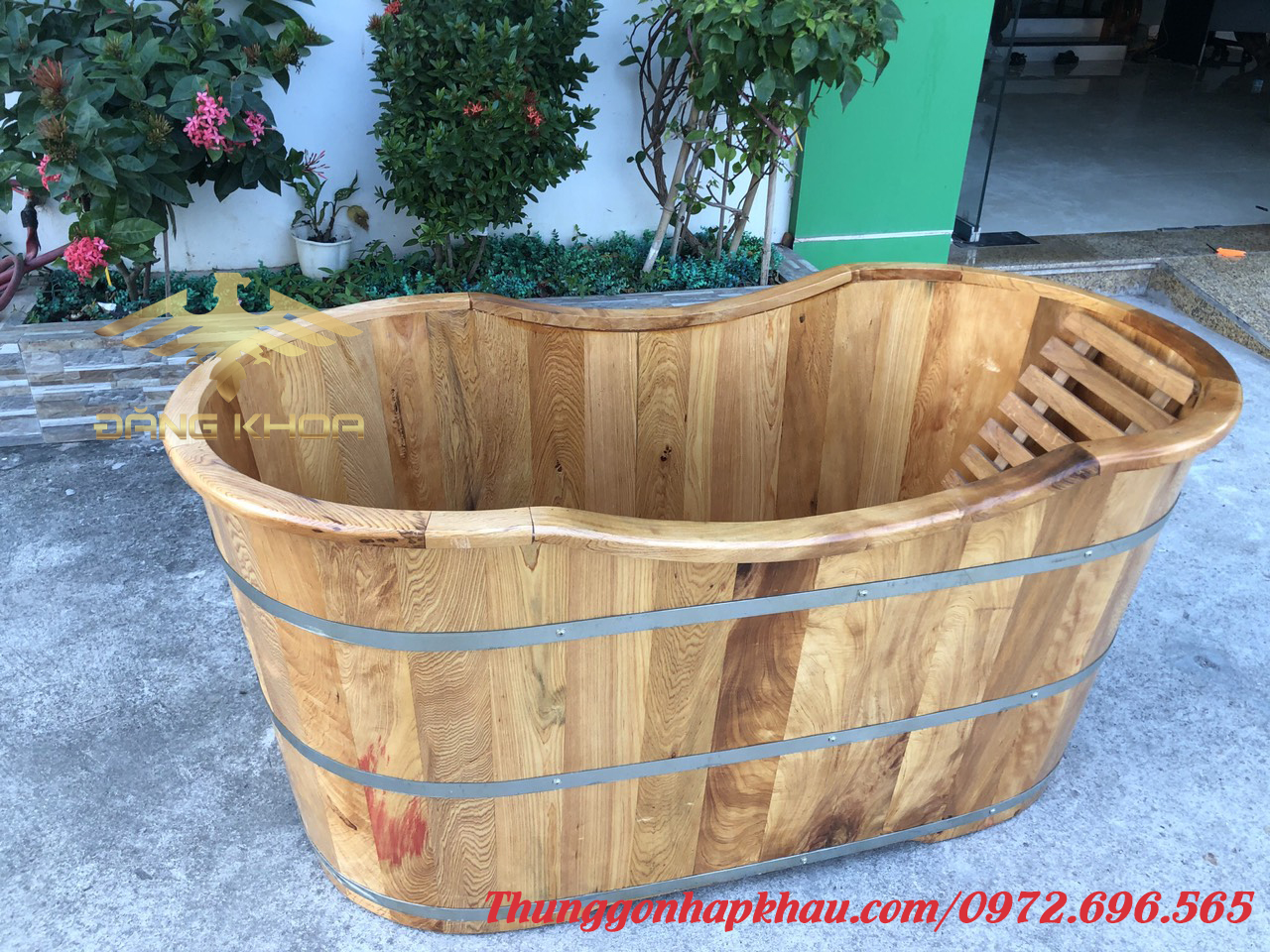Tìm hiểu những thông tin bồn tắm gỗ chất lượng cao mà bạn nên biết